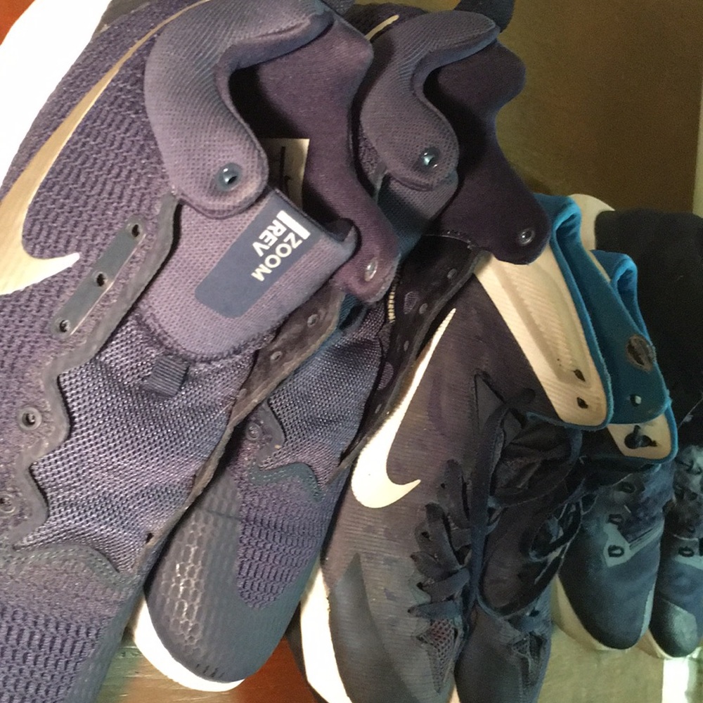 3 pairs of Nike Hyperdunks!!